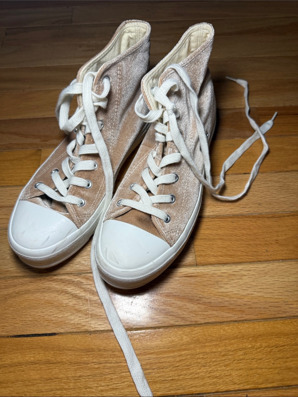 Hunky Dory Corkys High-Top Velvet Sneakers in Blush Pink/Nude and White